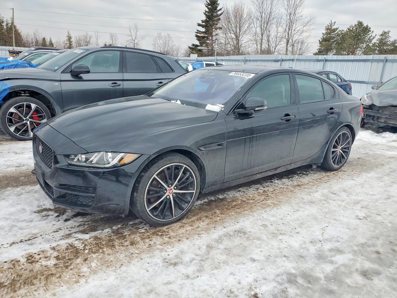 2017 Jaguar XE 35t Prestige, VIN SAJAK4BV5HA961781 — Side