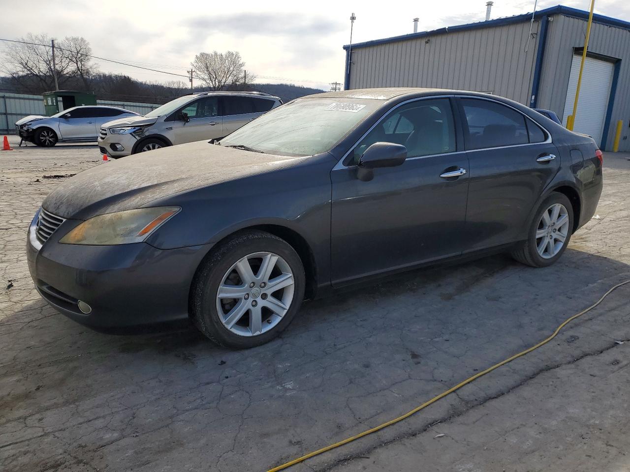 2009 Lexus ES 330, VIN JTHBJ46G492282502 — Бок