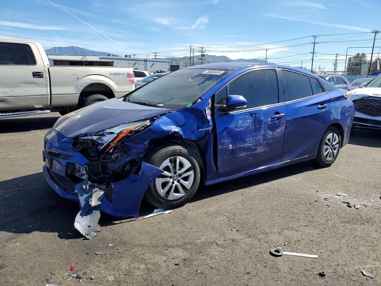 2018 Toyota Prius Two, VIN JTDKBRFU4J3063037 — Front end