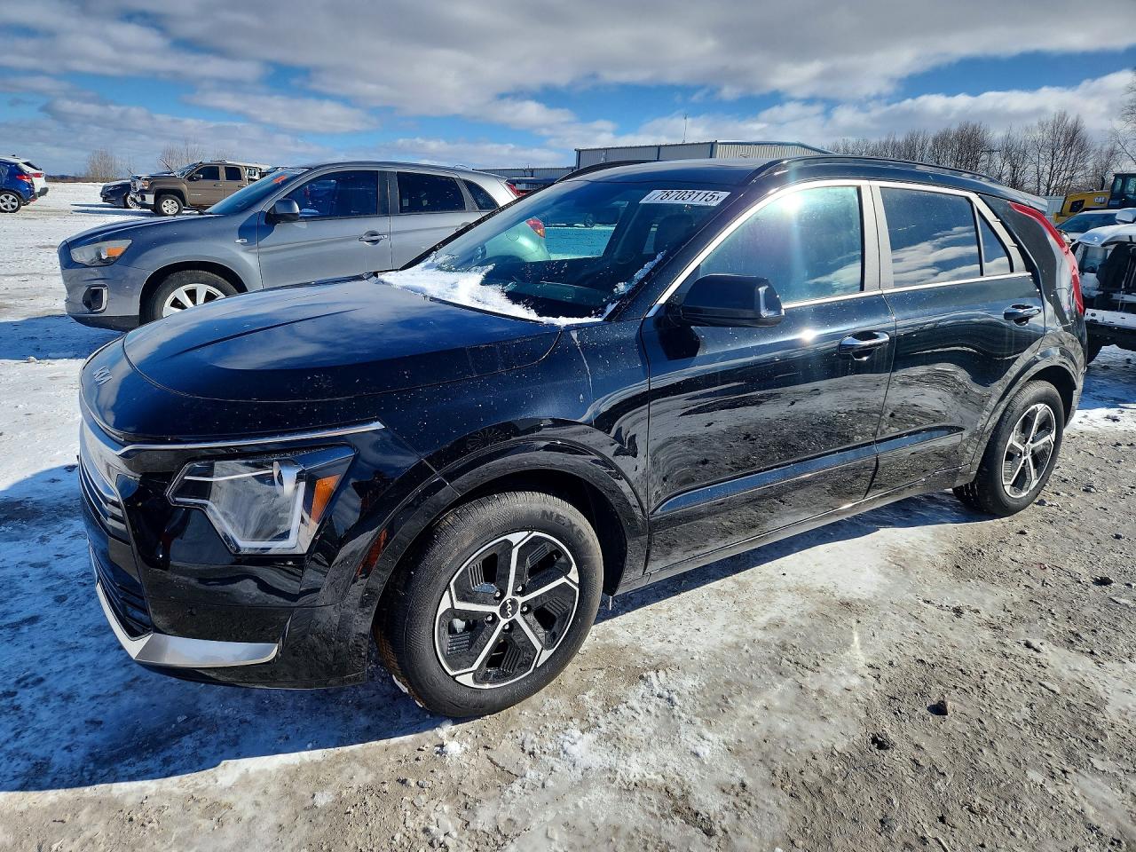 2025 Kia Niro SX Touring, VIN KNDCT3LEXS5217669 — Stripped