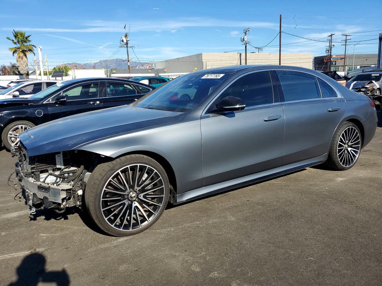 2022 Mercedes-Benz S 500, VIN W1K6G6DB1NA105593 — Front end