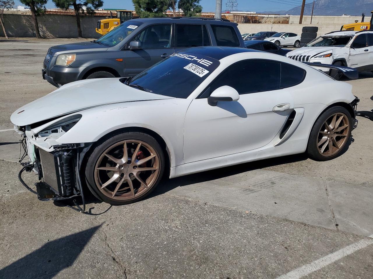2014 Porsche Cayman S, VIN WP0AB2A86EK191983 — Front end