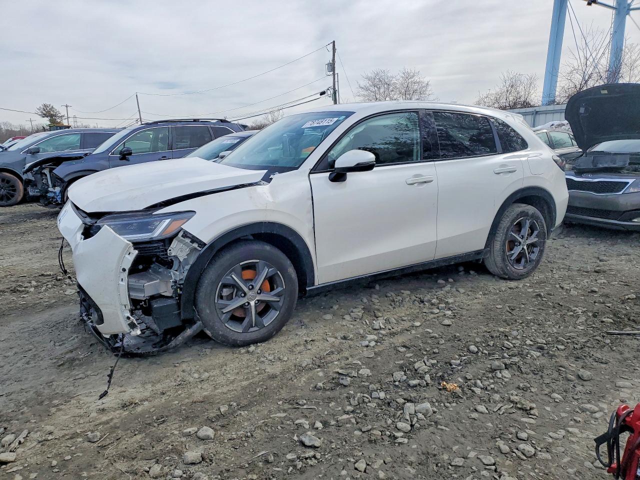 2025 Honda HR-V EX-L, VIN 3CZRZ2H78SM743767 — Опрокидывание