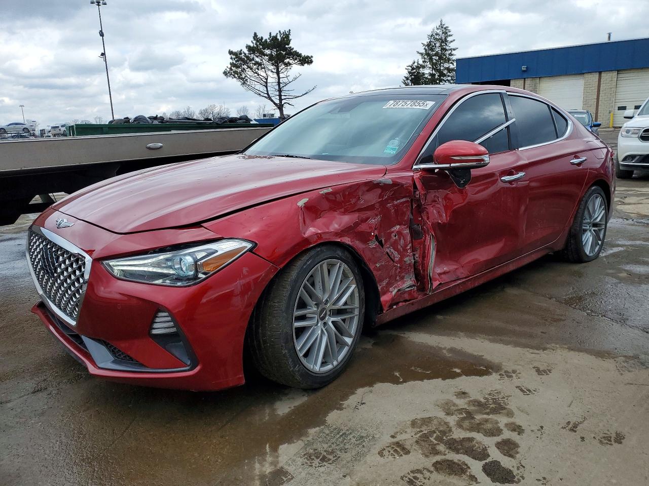 2021 Genesis G70 2.0T, VIN KMTG34LA1MU076117 — Бок