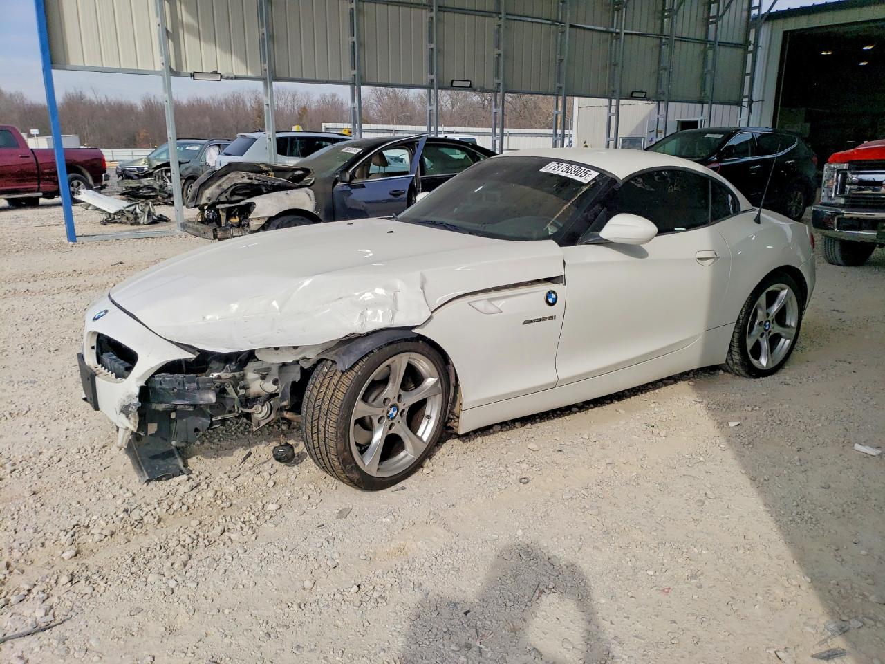 2012 BMW Z4 sDrive28i, VIN WBALL5C58CJ103431 — Перед