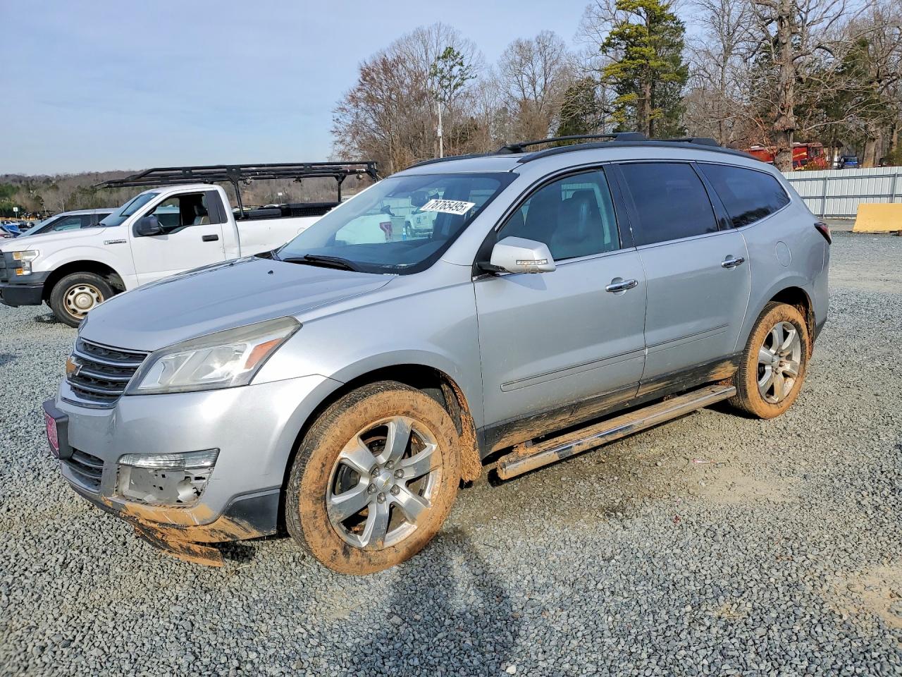 2017 Chevrolet Traverse Premier, VIN 1GNKRJKD2HJ329204 — Front end