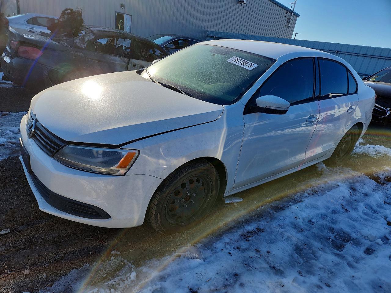 2011 Volkswagen Jetta SE, VIN 3VWBZ7AJ5BM400132 — Minor dents and scratches