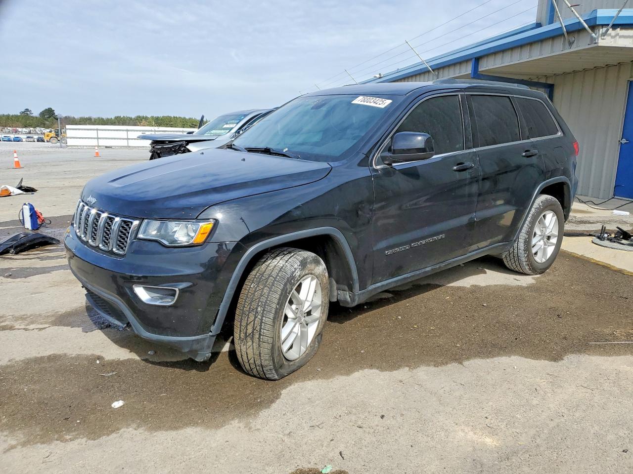 2017 Jeep Grand Cherokee Laredo, VIN 1C4RJFAG3HC841176 — Vandalism