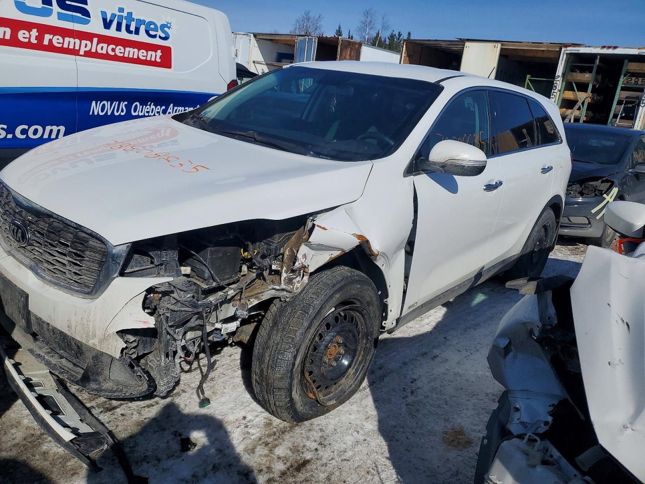 2020 Kia Sorento LX, VIN 5XYPGDA35LG614342 — Front end