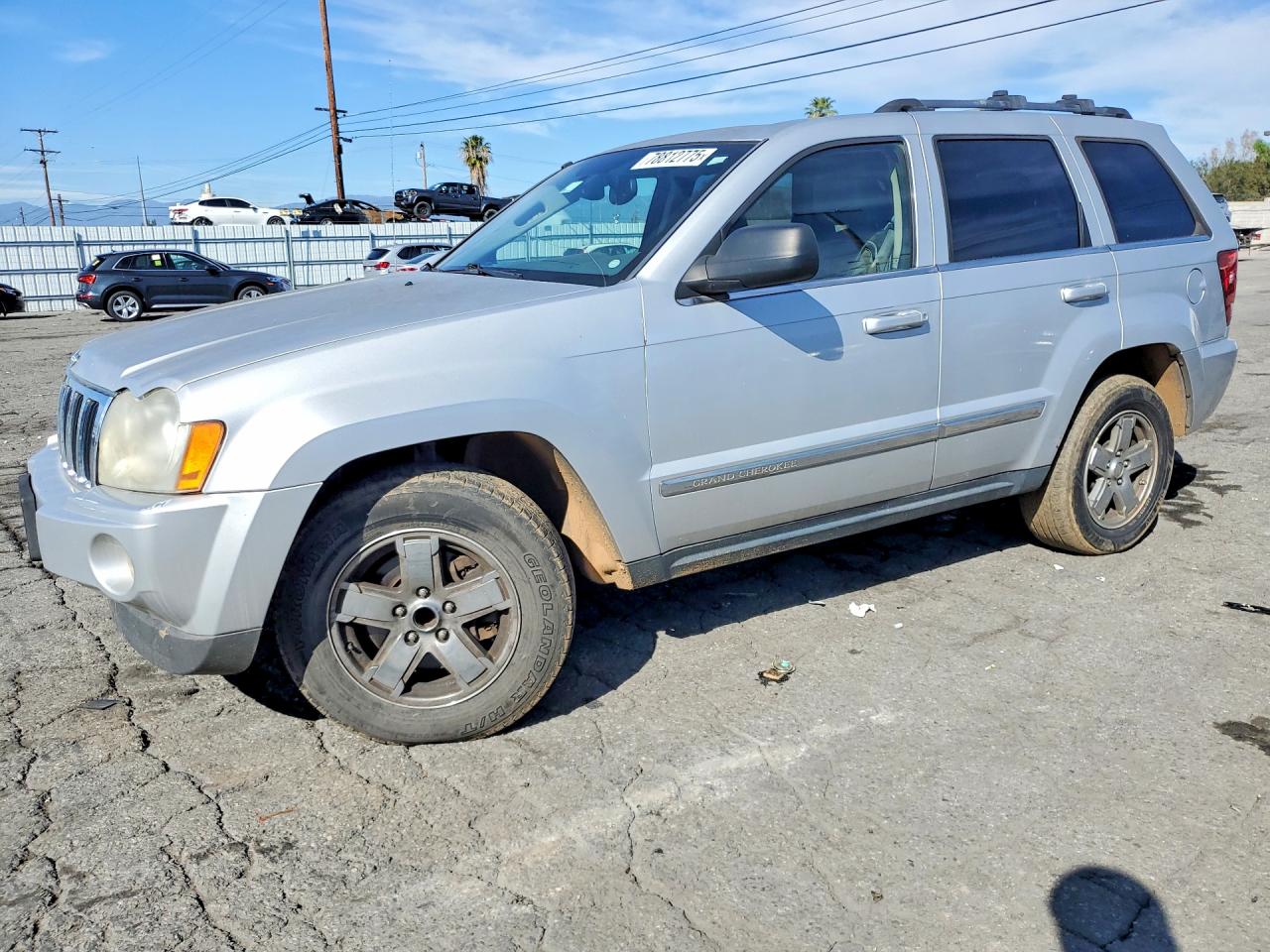2005 Jeep Grand Cherokee Limited, VIN 1J8HS58N55C590978 — Minor dents and scratches
