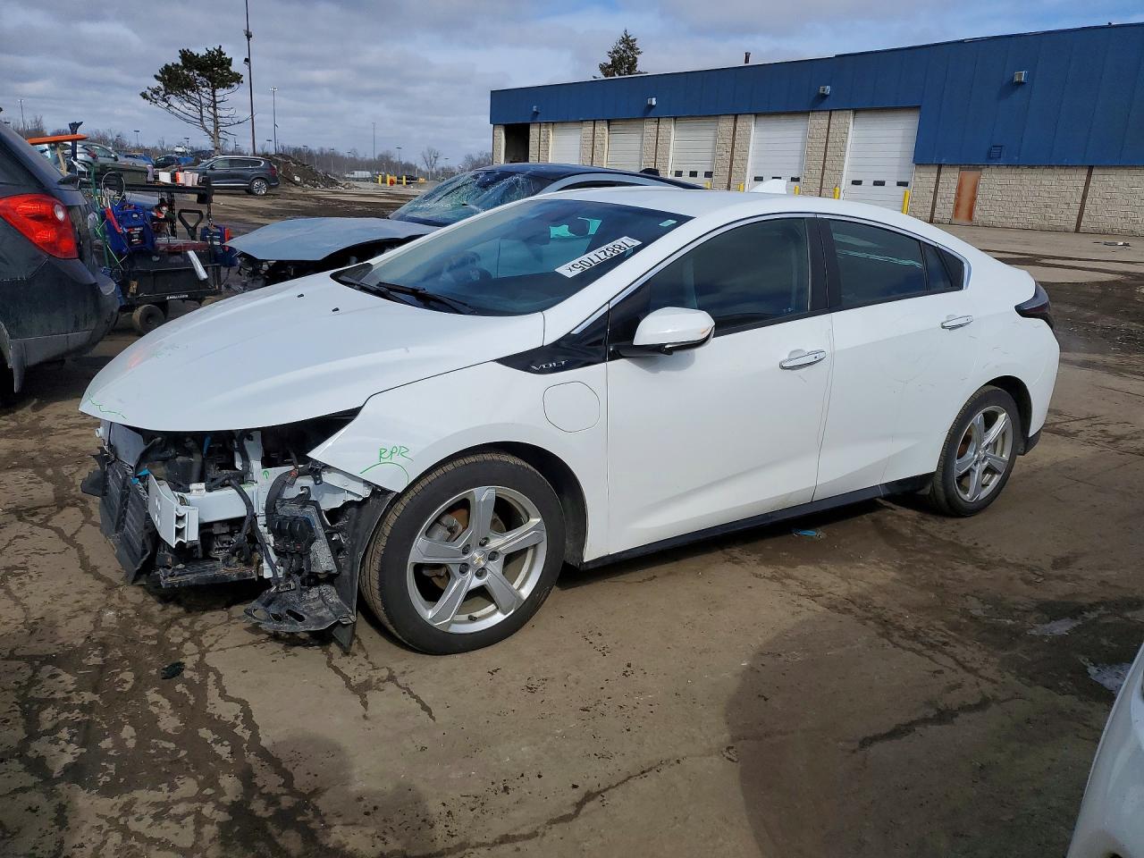 2017 Chevrolet Volt LT, VIN 1G1RA6S52HU205056 — Front end