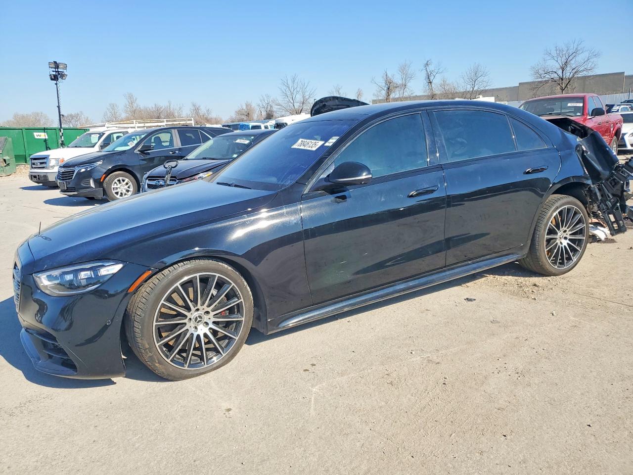 2022 Mercedes-Benz S 580, VIN W1K6G7GB7NA105860 — Rear end