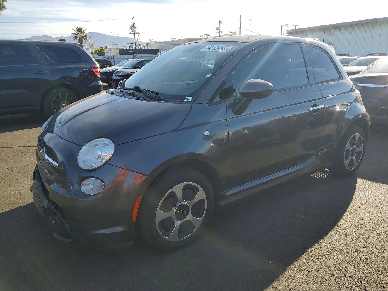 2014 FIAT 500e, VIN 3C3CFFGE6ET225280 — Front end