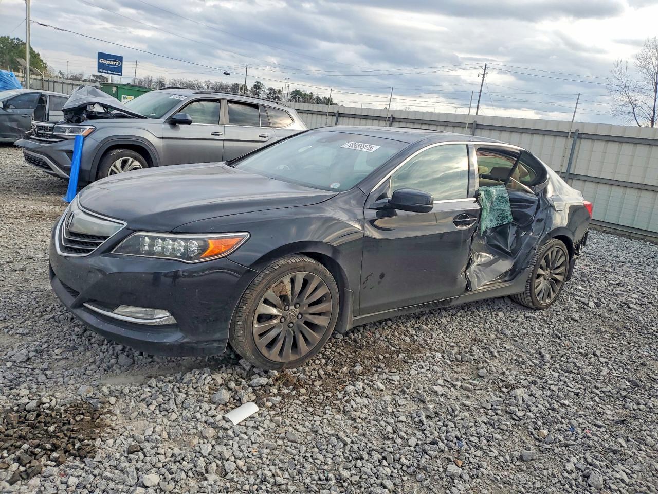 2016 Acura RLX Technology, VIN JH4KC1F54GC000146 — Rear end