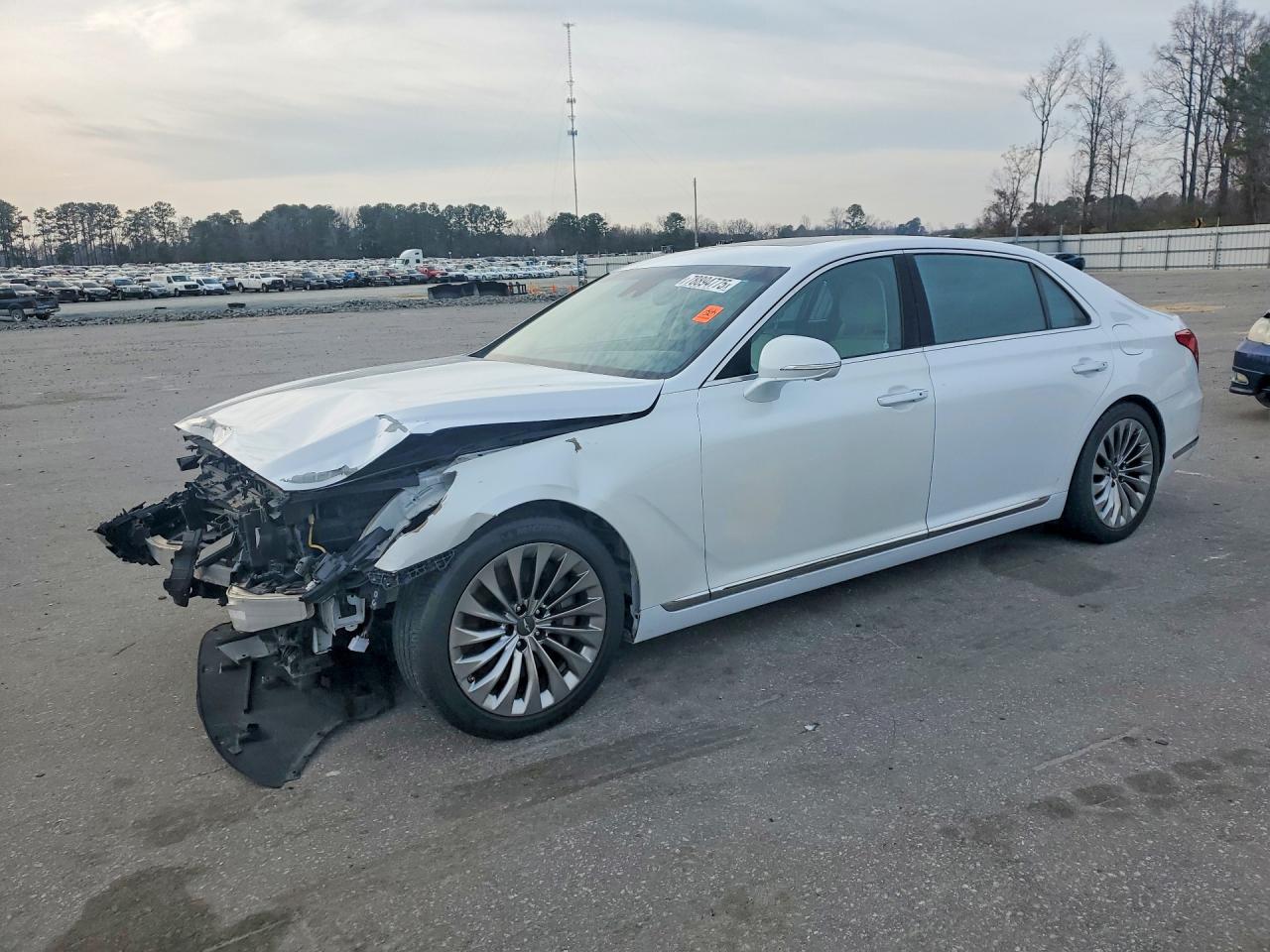 2019 Genesis G90 Ultimate, VIN KMHG54JH4KU050709 — Front end