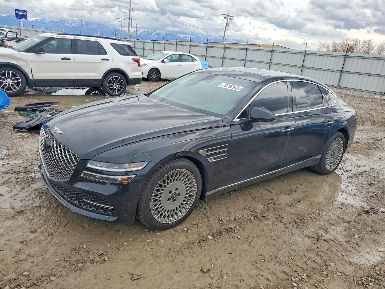 2022 Genesis G80 2.5T, VIN KMTGB4SC1NU093457 — Перед