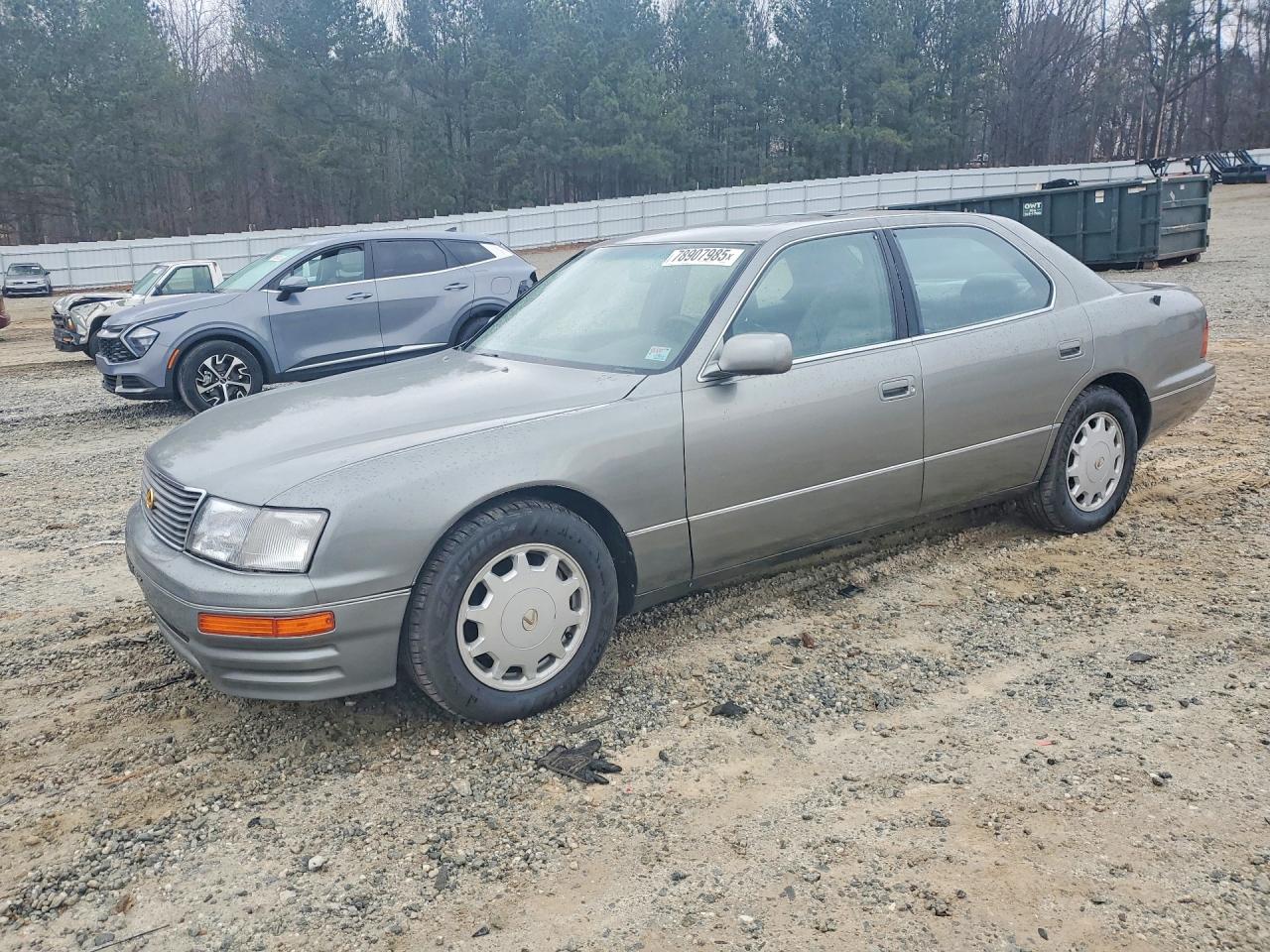 1995 Lexus LS 400, VIN JT8UF22E1S0022322 — Mechanical
