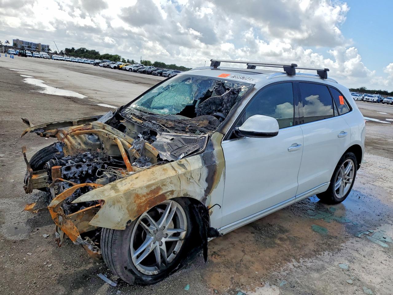 2016 Audi Q5 Premium, VIN WA1C2AFP3GA062878 — Engine fire