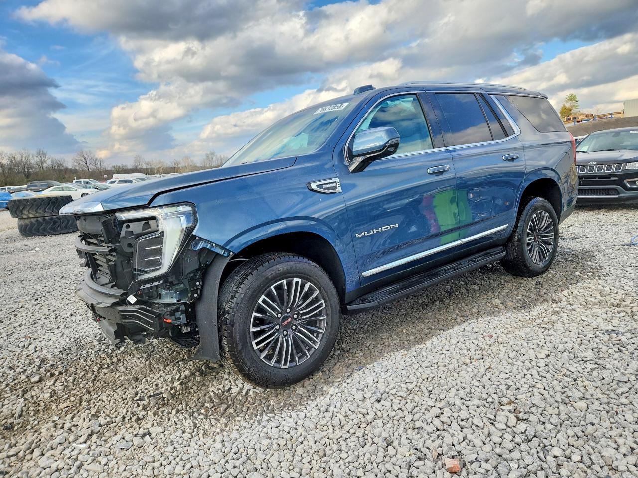 2025 GMC Yukon, VIN 1GKS1BR84SR297898 — Перед