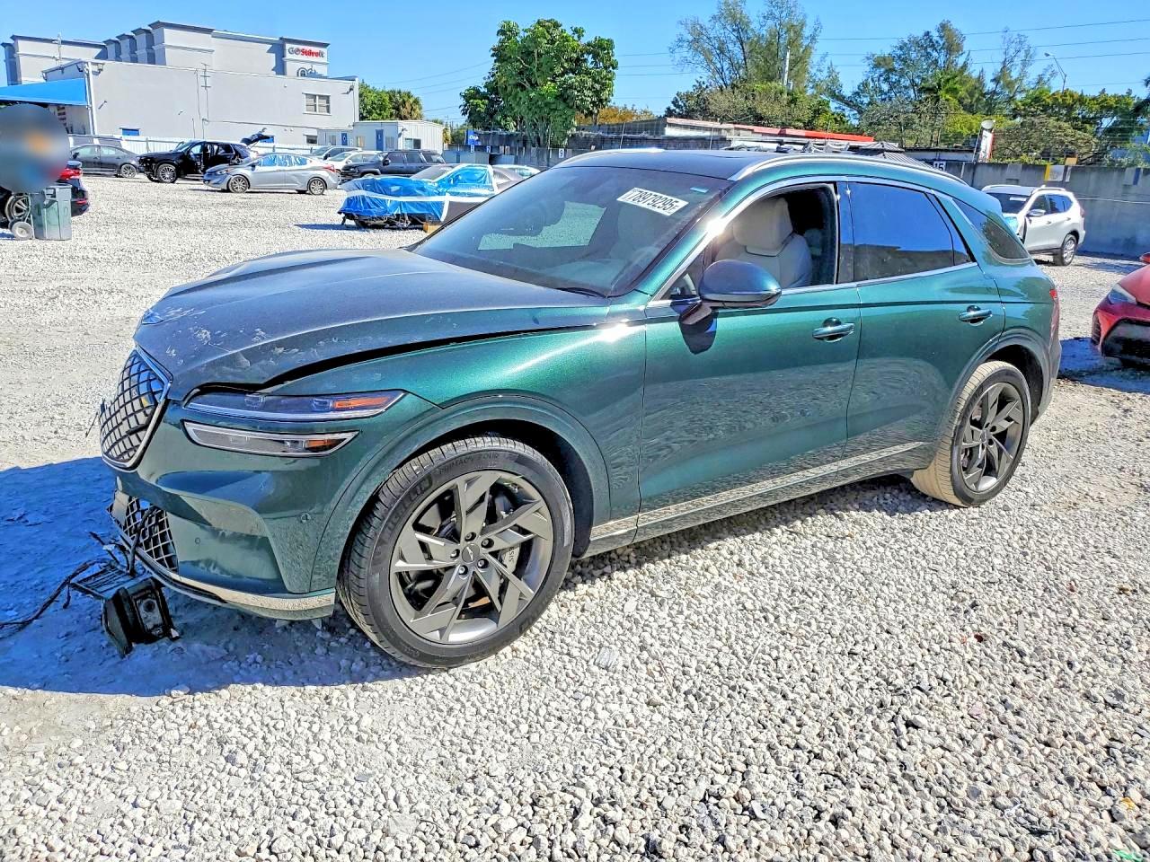 2024 Genesis GV70 Advanced, VIN 5NMMCET12RH003859 — Front end
