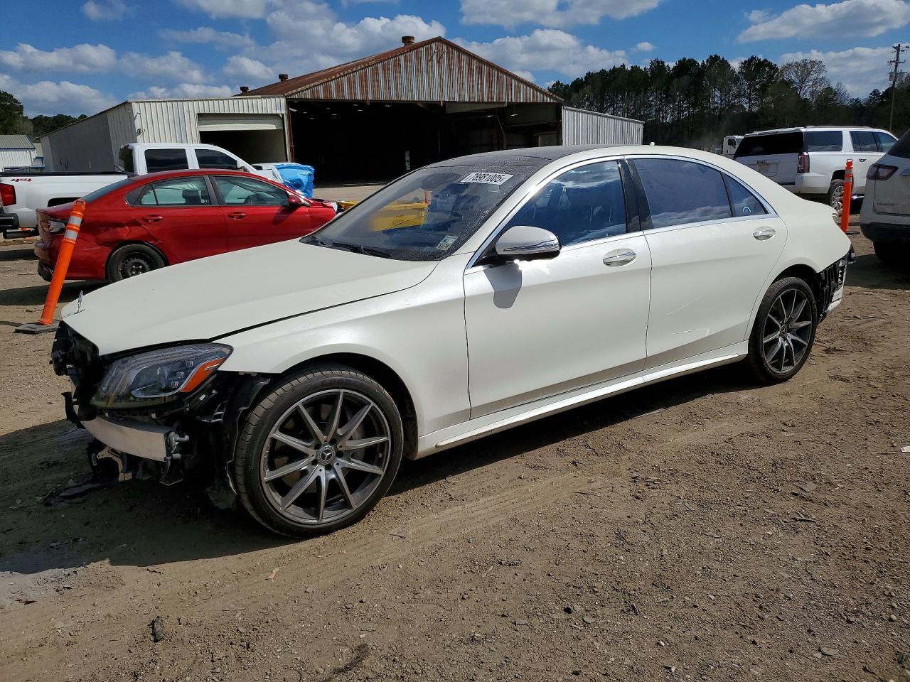 2019 Mercedes-Benz S 560, VIN WDDUG8DB0KA486996 — Undercarriage