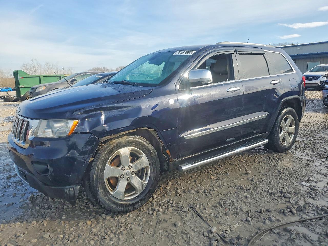 2011 Jeep Grand Cherokee Limited, VIN 1J4RR5GT3BC527794 — Front end