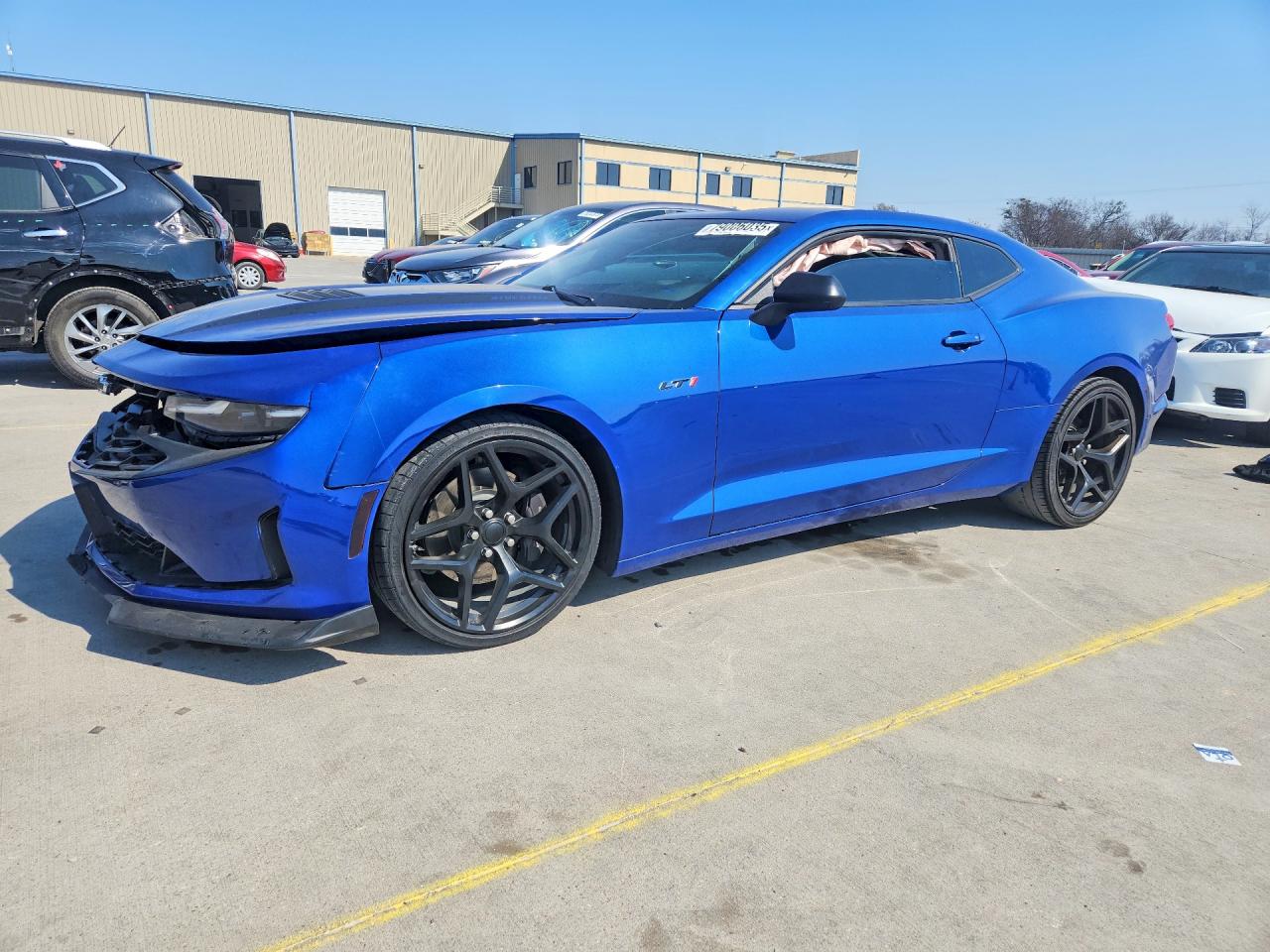 2021 Chevrolet Camaro LT1, VIN 1G1FF1R76M0138350 — Front end