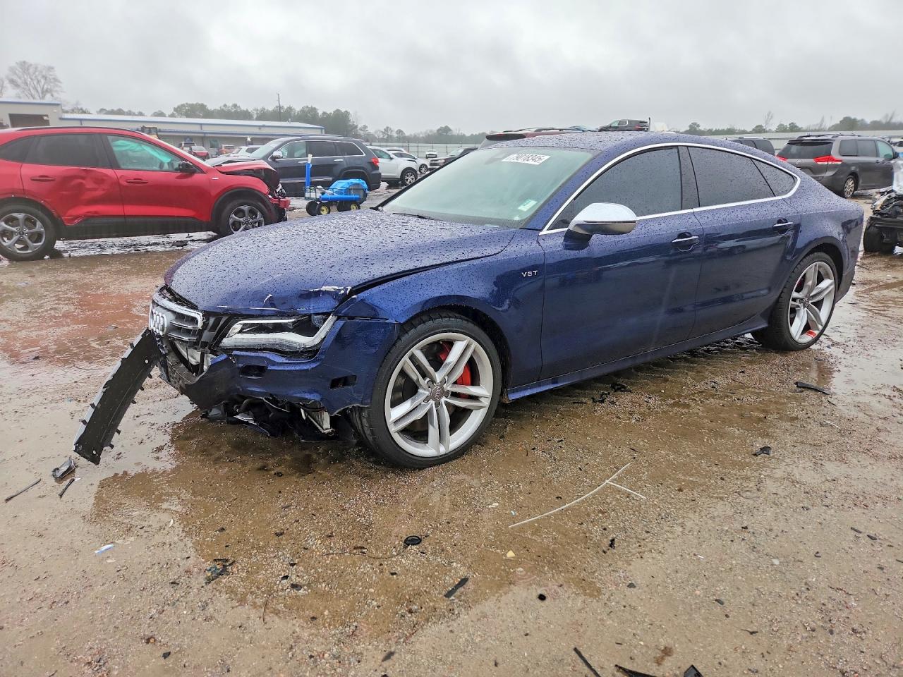 2013 Audi S7 Prestige, VIN WAU32AFC1DN124413 — Frame damage