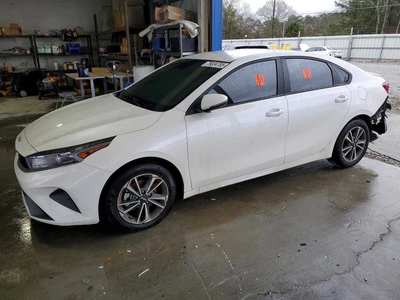 2024 Kia Forte LXS, VIN 3KPF24AD3RE835432 — Пожар в салоне