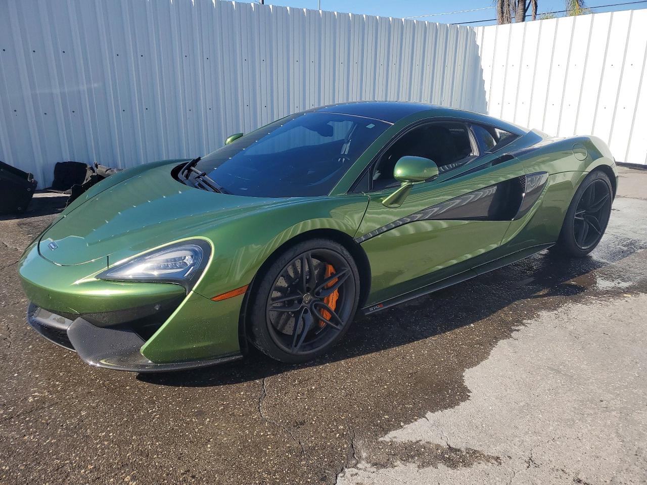 2017 McLaren 570S, VIN SBM13DAA4HW002280 — Rear end