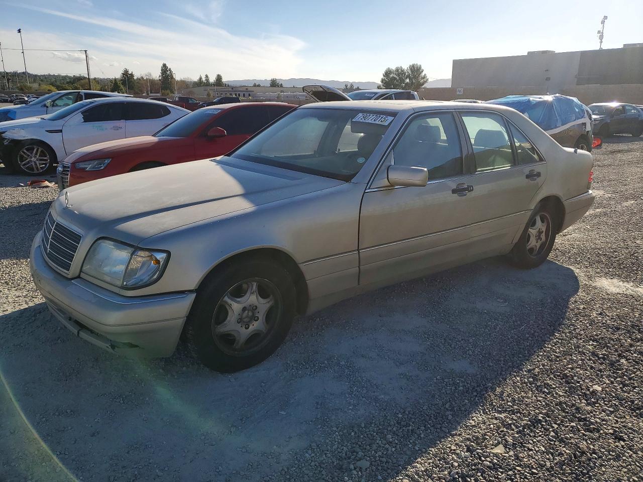 1998 Mercedes-Benz S 320/430/500, VIN WDBGA32G0WA386203 — Мелкие вмятины и царапины