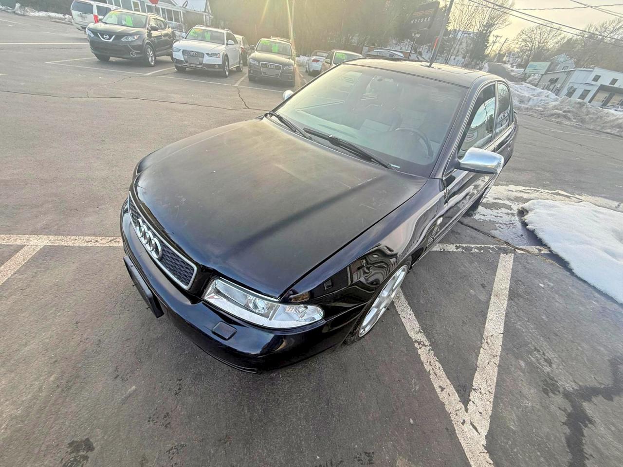 2001 Audi S4, VIN WAURD68DX1A091700 — Мелкие вмятины и царапины