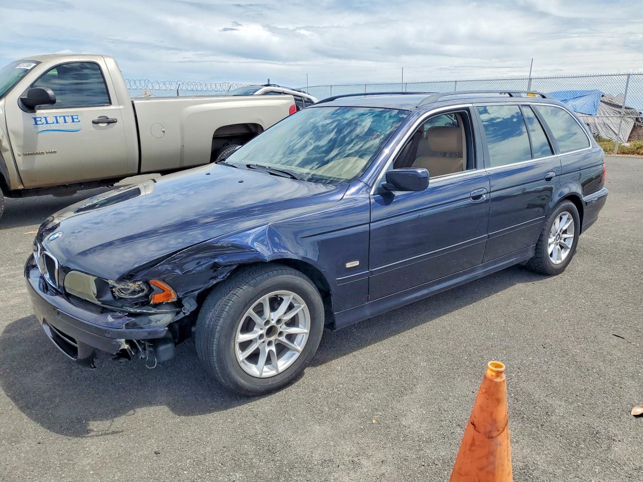 2003 BMW 5 Series 525iTA, VIN WBADS43403GE11878 — Перед