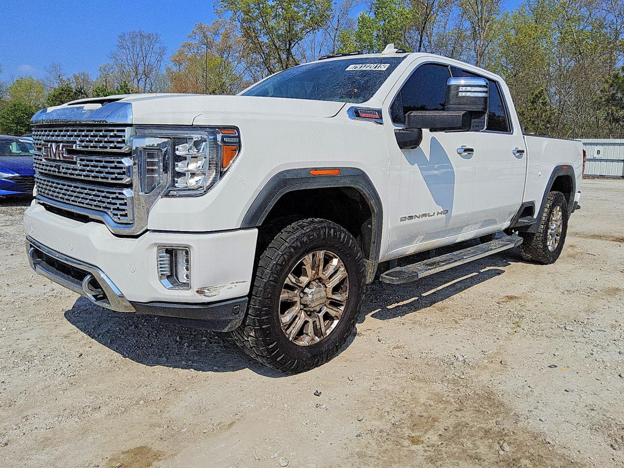 2023 GMC Sierra 2500HD Denali, VIN 1GT49REY3PF156129 — Minor dents and scratches