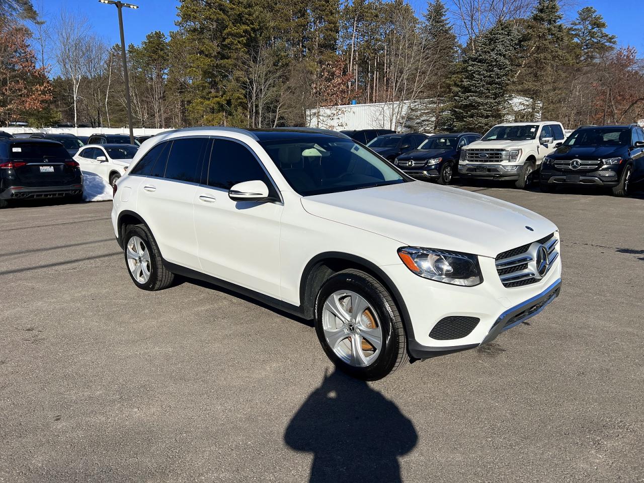 2018 Mercedes-Benz GLC 300, VIN WDC0G4KB9JV051741 — Minor dents and scratches
