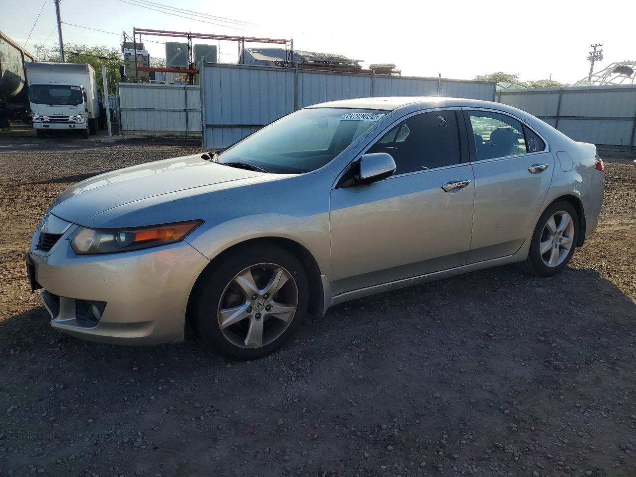2010 Acura TSX, VIN JH4CU2E65AC027560 — Rear end