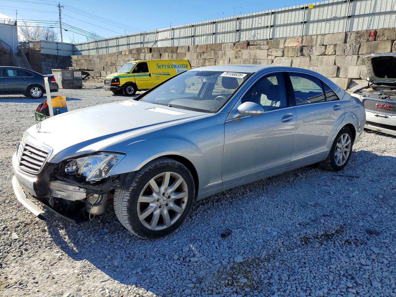 2007 Mercedes-Benz S 550, VIN WDDNG71X07A049814 — Front end