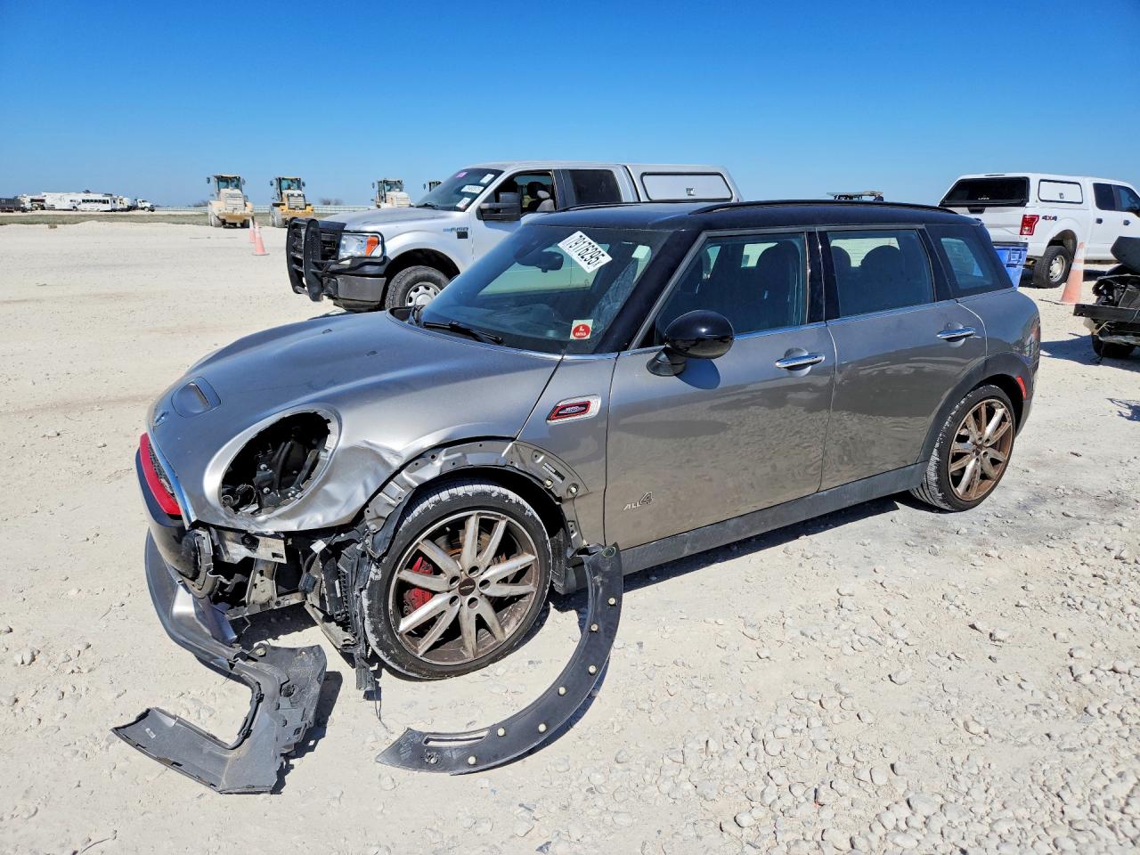 2017 MINI COOPER, VIN WMWLV9C31H2D66414 — Front end