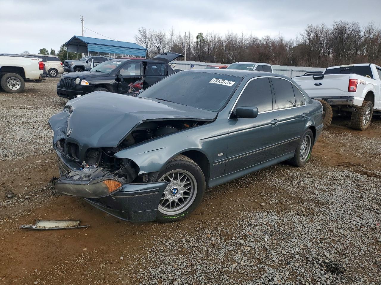2003 BMW 5 Series 540i, VIN WBADN634X3GN88129 — Перед