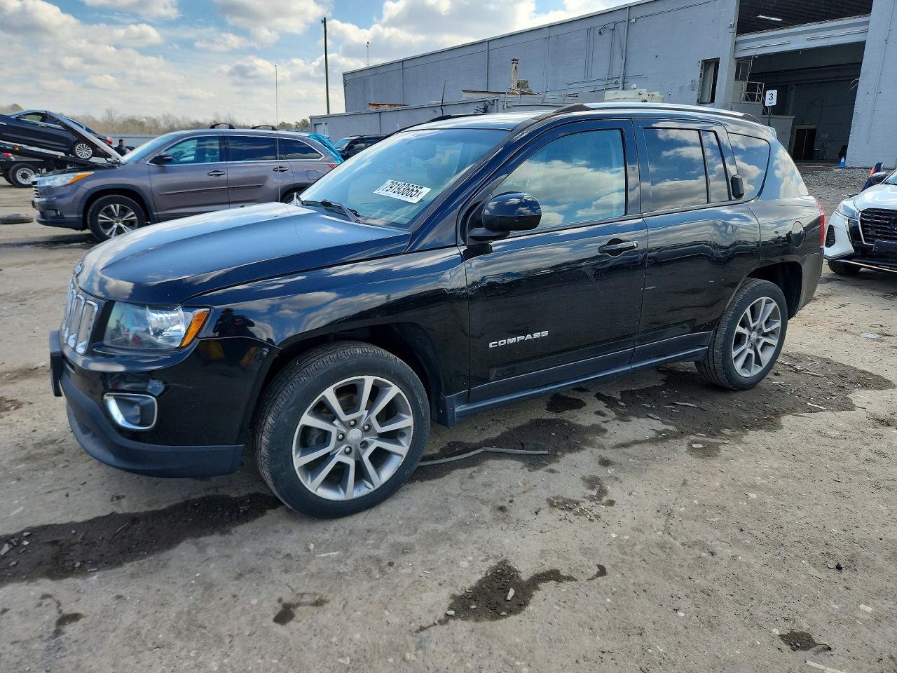 2017 Jeep Compass High Altitude, VIN 1C4NJDEB2HD165458 — Side