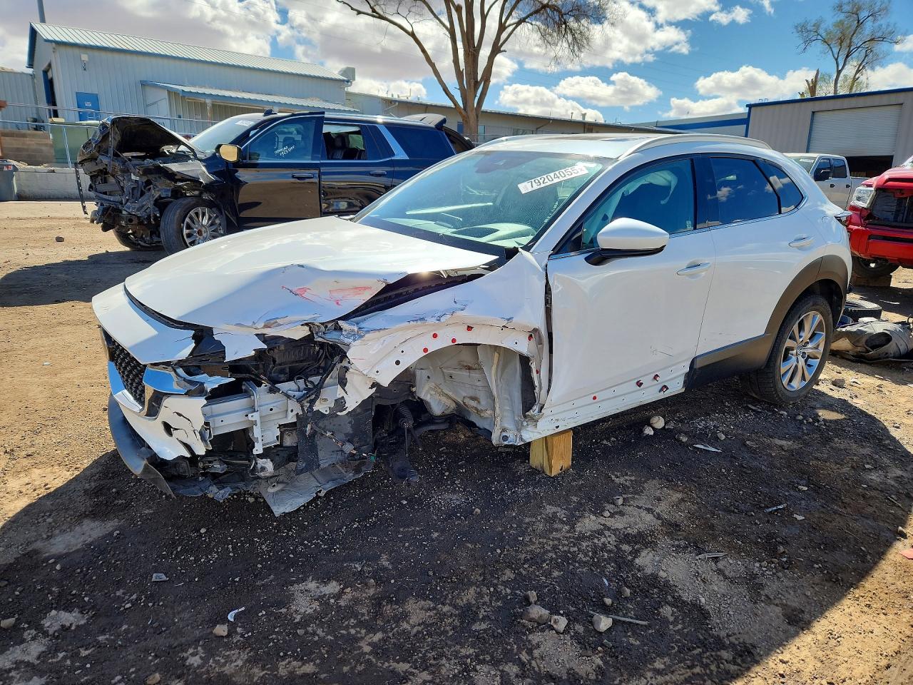 2020 Mazda CX-30 Premium, VIN 3MVDMAEM2LM128327 — Front end