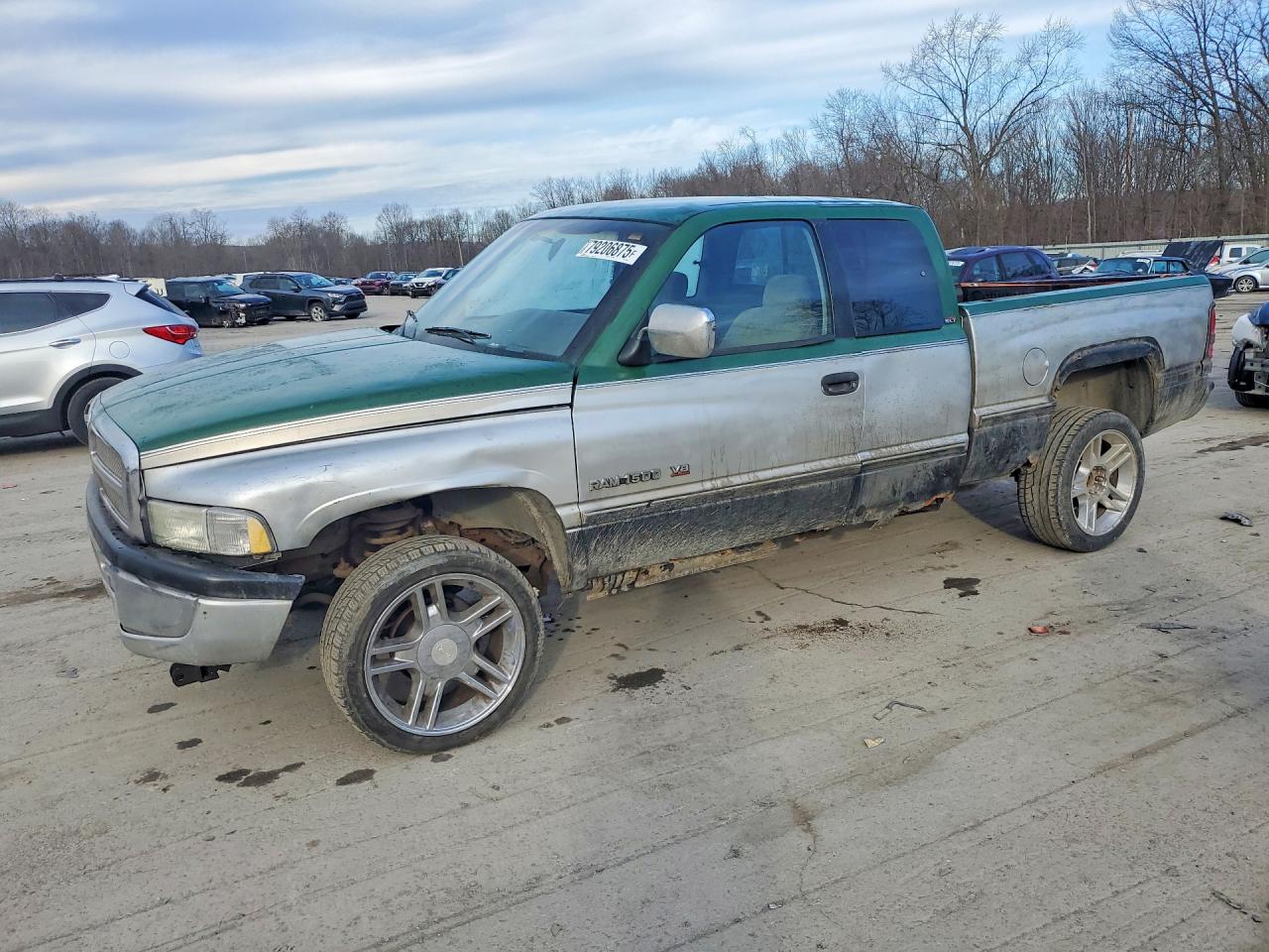1996 Dodge 1500, VIN 3B7HF13Y3TM170556 — Frame damage