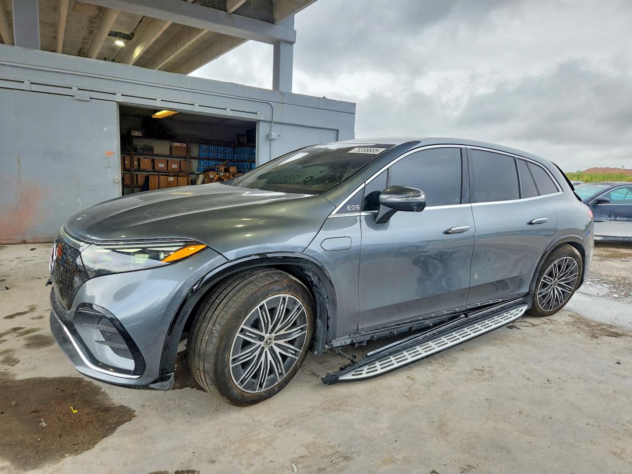 2024 Mercedes-Benz EQS 450+, VIN 4JGDM2DB3RA032117 — Front end