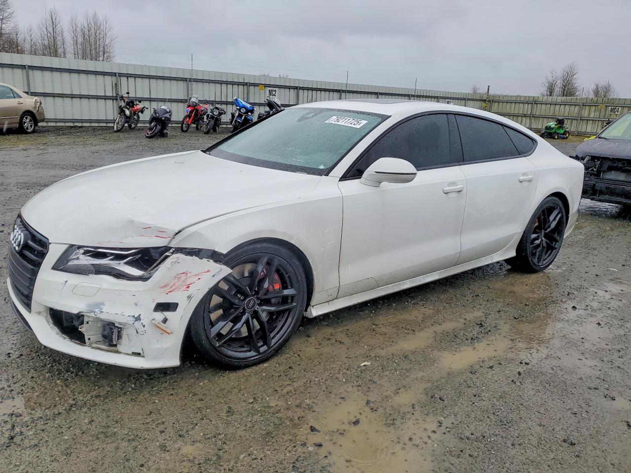 2015 Audi S7, VIN WAUW2AFCXFN015366 — Перед