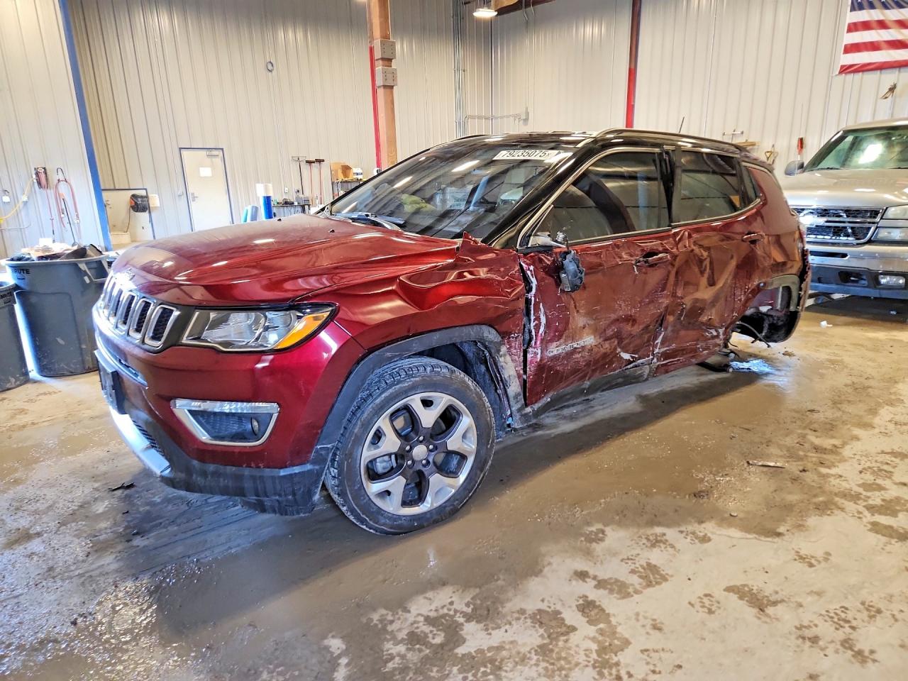 2020 Jeep Compass Limited, VIN 3C4NJDCB9LT196454 — Side
