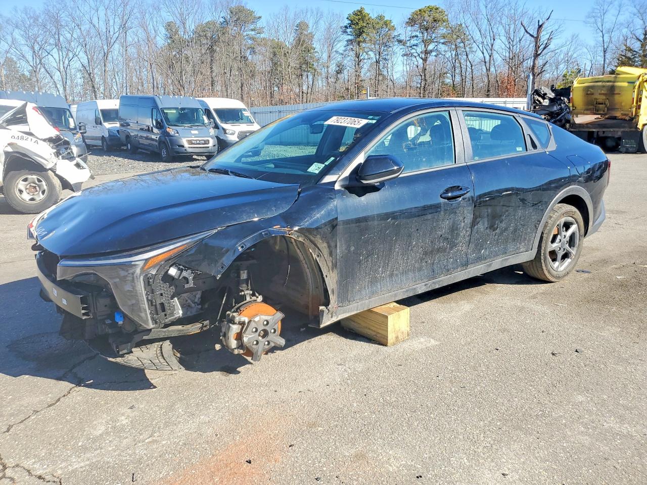 2025 Kia K4 LXS, VIN 3KPFT4DE0SE036599 — Undercarriage