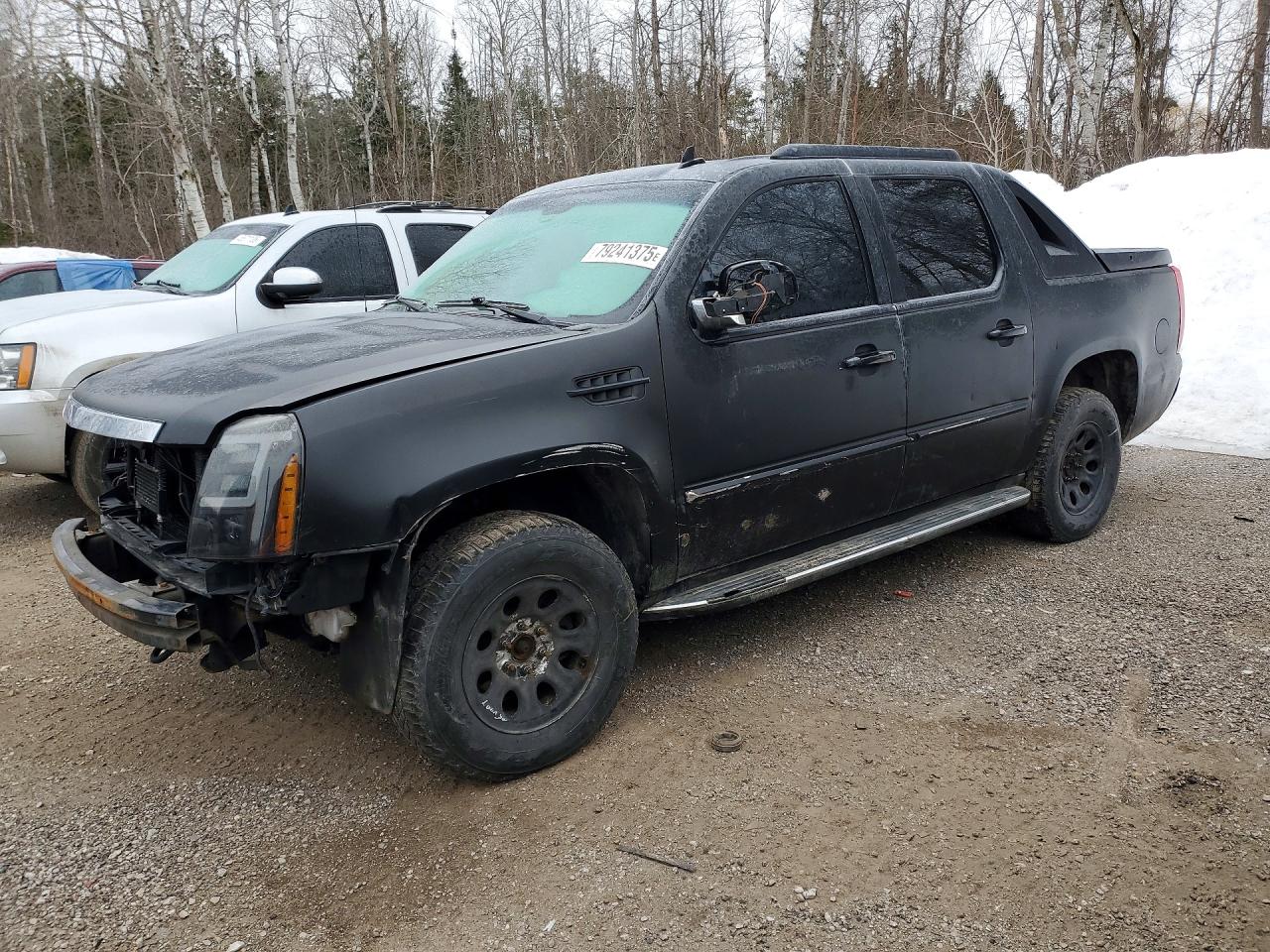 2010 Cadillac Escalade EXT Luxury, VIN 3GYVKMEF6AG177695 — Front end