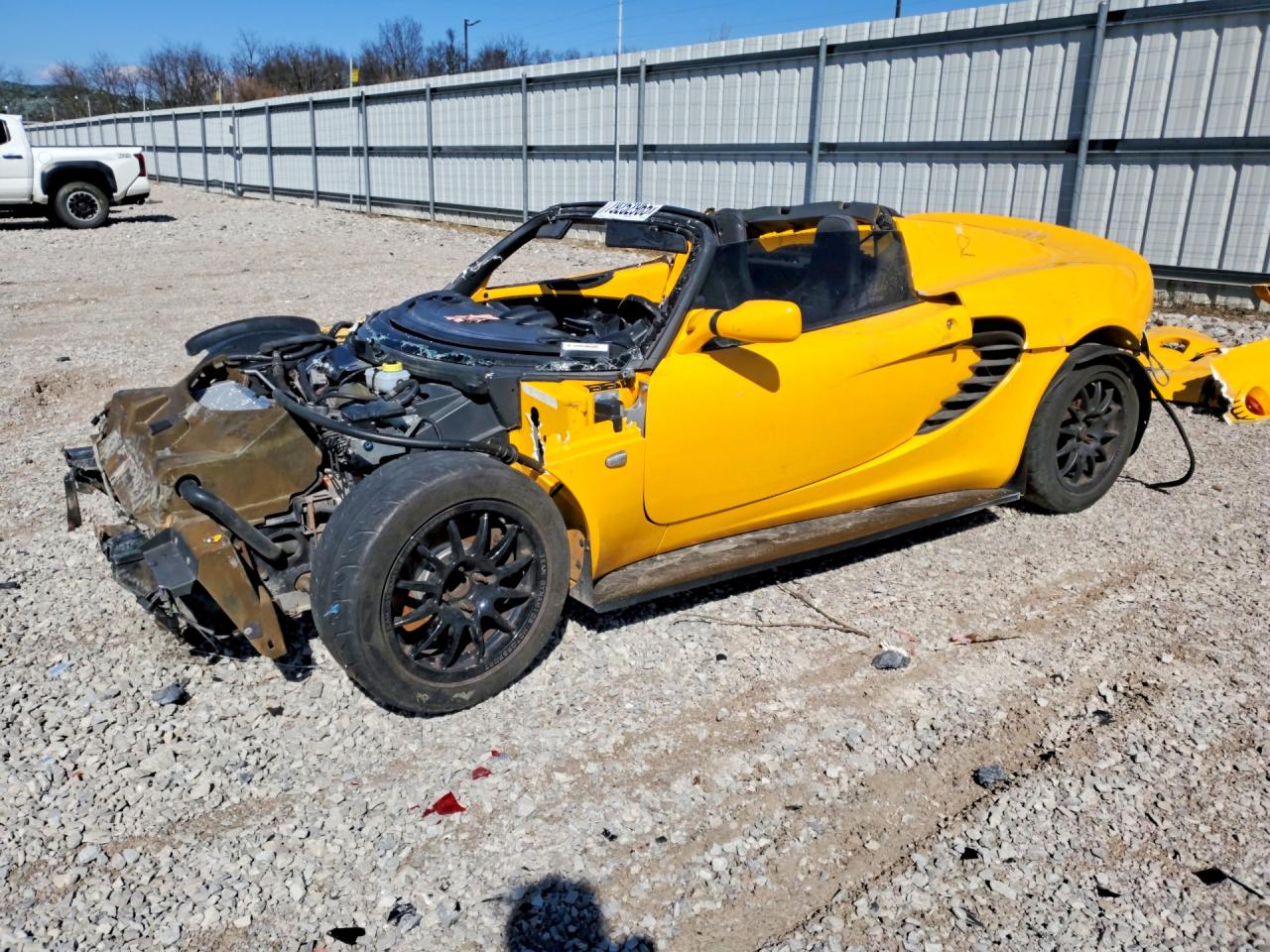 2005 Lotus Elise, VIN SCCPC11185HL33279 — Auction photo