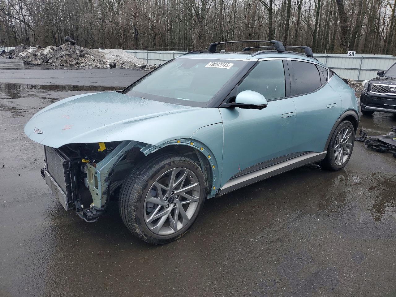 2024 Genesis GV60 Advanced, VIN KMUKCDSC7RU024121 — Front end