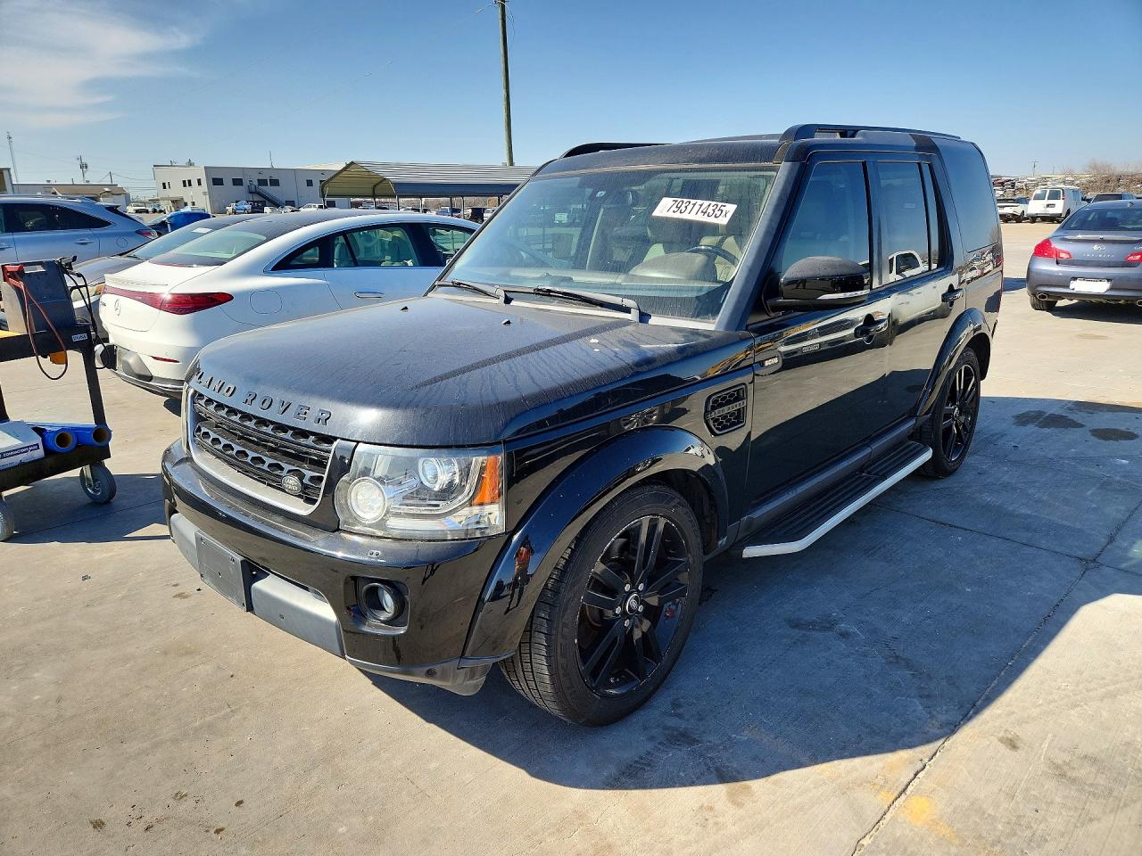 2015 Land Rover LR4 HSE, VIN SALAG2V66FA754069 — Normal wear